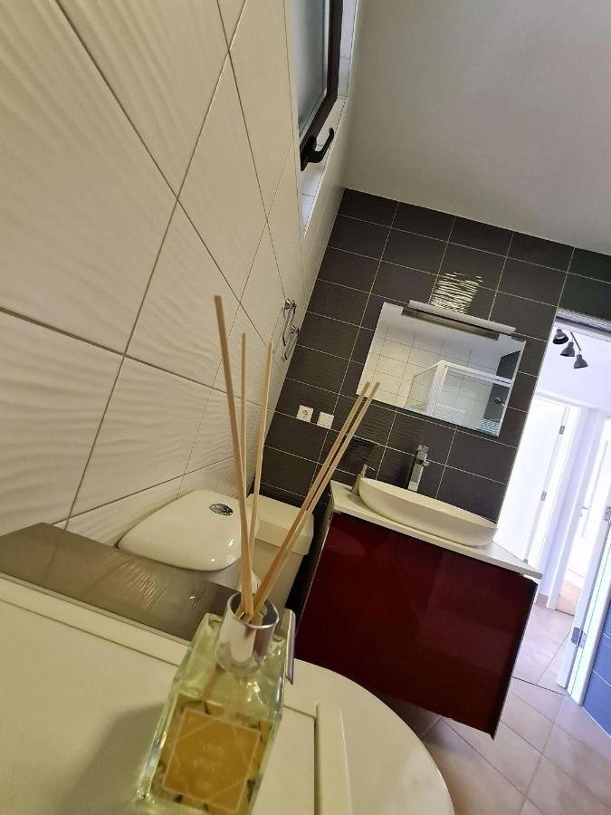 Apartmani Lovre I Zara Екстериор снимка